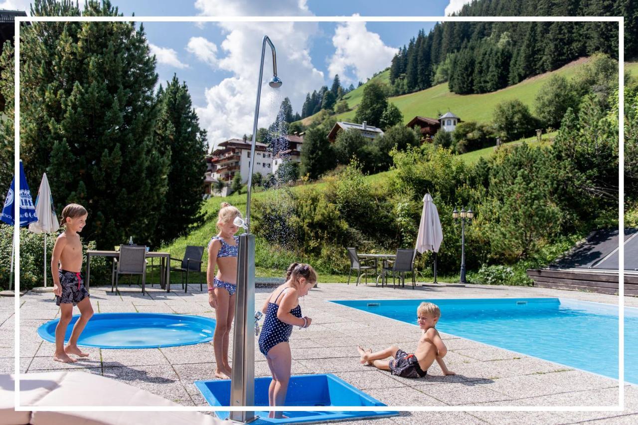Tyrol Mountain Aparts - Urlaubsresort Hafele Санкт-Якоб-ін-Деферегген Екстер'єр фото